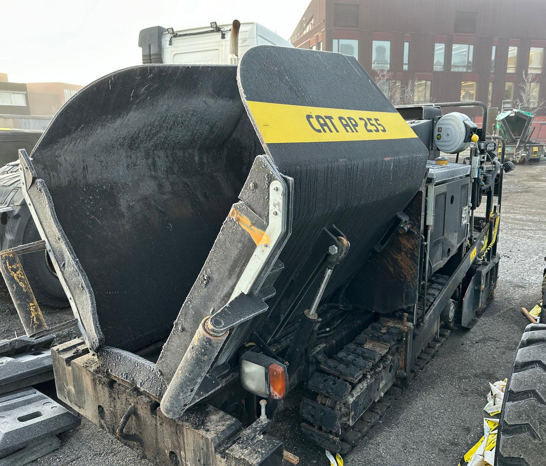 Caterpillar AP255 - Asfalto klotuvas: foto 3 Caterpillar AP255 - Asfalto klotuvas: foto 3