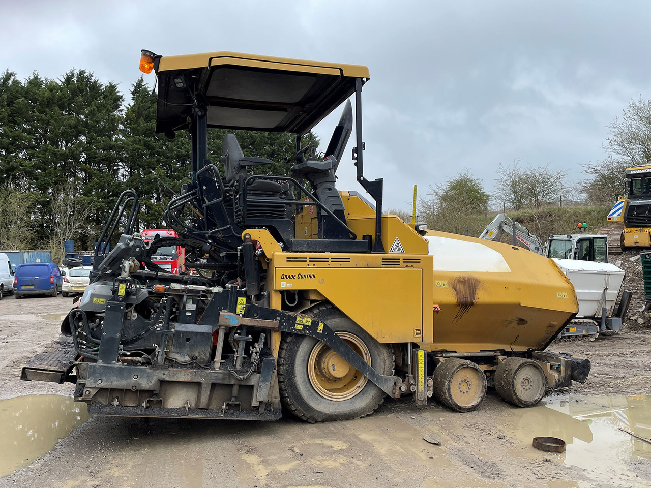 Caterpillar AP500F - Asfalto klotuvas: foto 2 Caterpillar AP500F - Asfalto klotuvas: foto 2