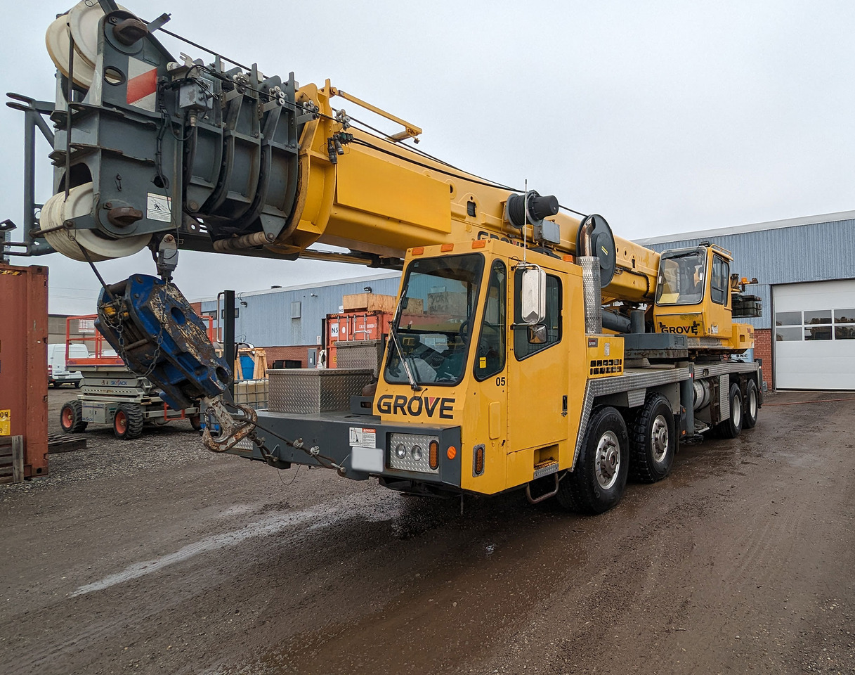 Grove TMS900E - Autokranas: foto 1 Grove TMS900E - Autokranas: foto 1