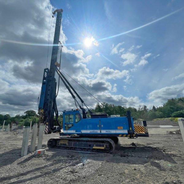 Junttan PM-20LC - Polių kalimo mašina: foto 2 Junttan PM-20LC - Polių kalimo mašina: foto 2