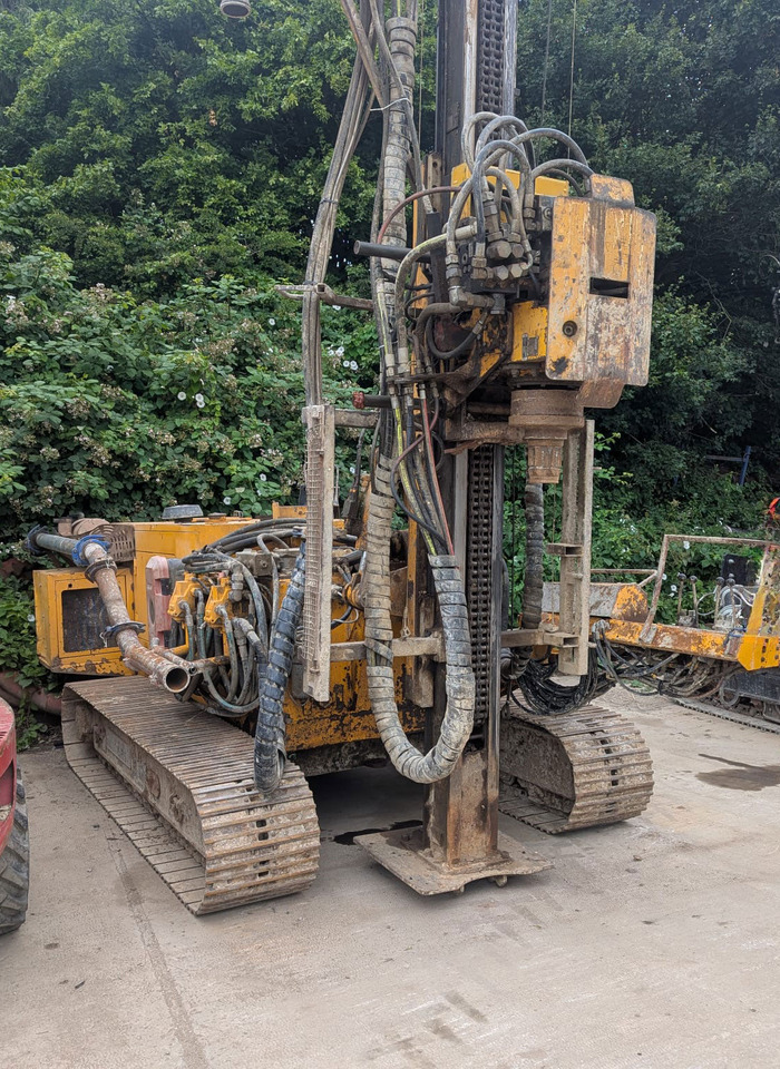 Klemm KR 709-2 - Polių kalimo mašina: foto 3 Klemm KR 709-2 - Polių kalimo mašina: foto 3