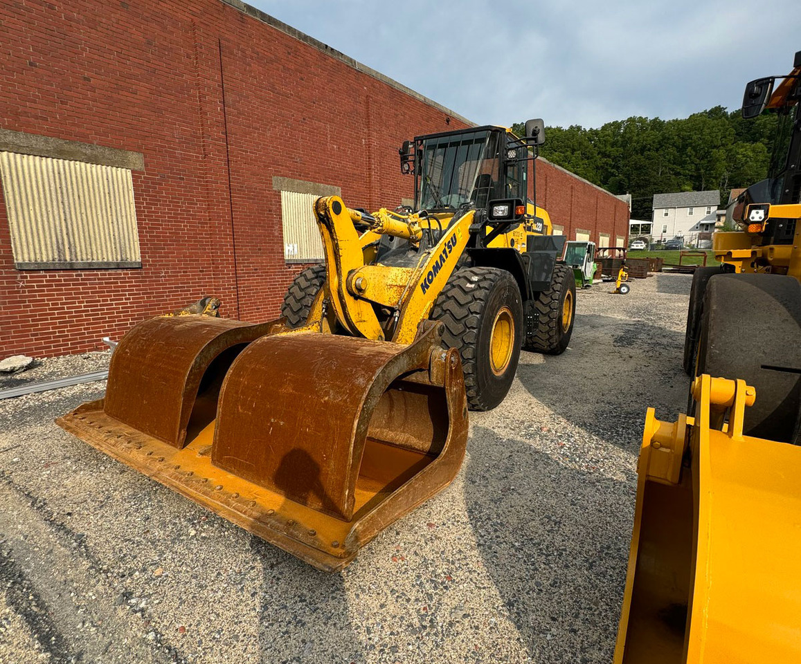 Komatsu WA320-8 - Ratinis krautuvas: foto 2 Komatsu WA320-8 - Ratinis krautuvas: foto 2