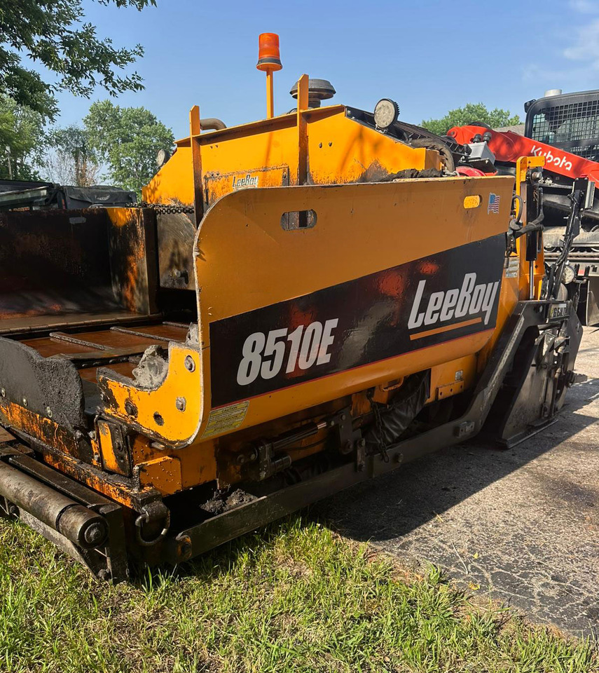 Leeboy 8510E - Asfalto klotuvas: foto 4 Leeboy 8510E - Asfalto klotuvas: foto 4