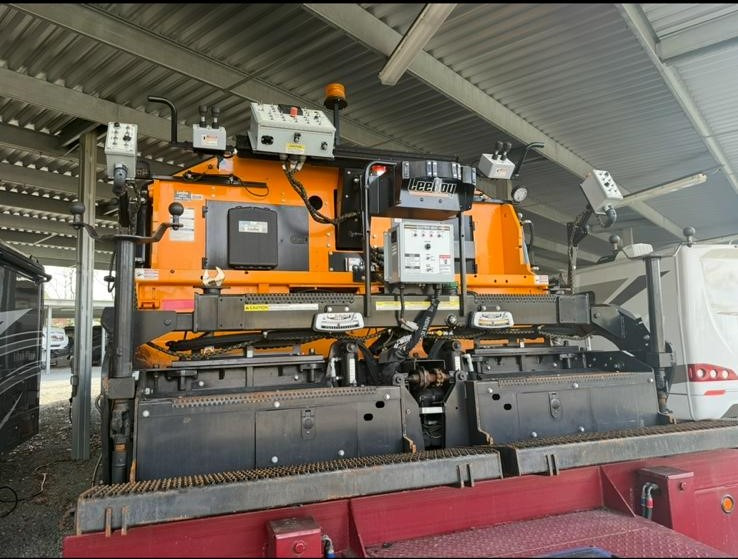 Leeboy 8608 - Asfalto klotuvas: foto 5 Leeboy 8608 - Asfalto klotuvas: foto 5