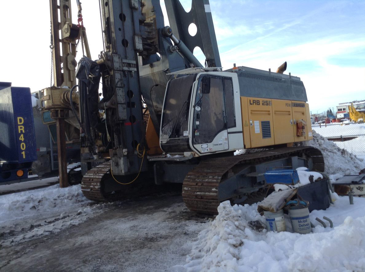Liebherr LRB 255 - Polių kalimo mašina: foto 1 Liebherr LRB 255 - Polių kalimo mašina: foto 1