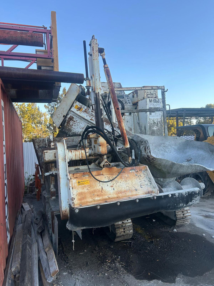 Miller Formless M-1000 - Asfalto klotuvas: foto 4 Miller Formless M-1000 - Asfalto klotuvas: foto 4