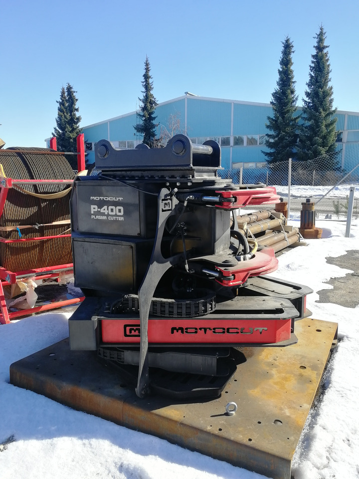 Motocut P-400 - Polių kalimo mašina: foto 1 Motocut P-400 - Polių kalimo mašina: foto 1