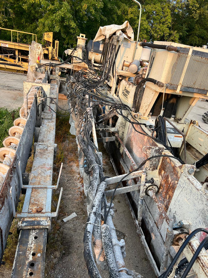 Power Pavers SF-2700 - Asfalto klotuvas: foto 5 Power Pavers SF-2700 - Asfalto klotuvas: foto 5