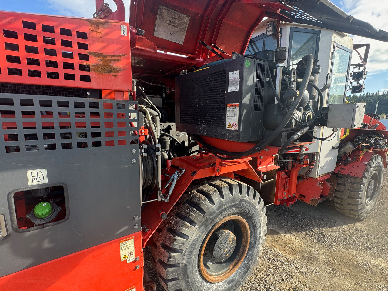 Sandvik DS411 - Horizontalaus gręžimo mašinos: foto 4 Sandvik DS411 - Horizontalaus gręžimo mašinos: foto 4