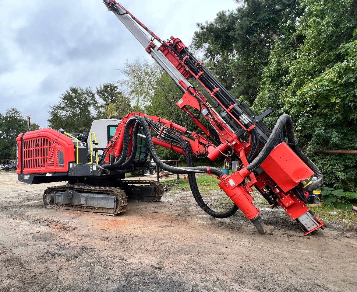 Sandvik DX900i - Gręžimo mašina: foto 3 Sandvik DX900i - Gręžimo mašina: foto 3