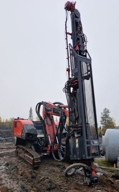 Sandvik Dino DC400Ri - Gręžimo mašina: foto 5 Sandvik Dino DC400Ri - Gręžimo mašina: foto 5