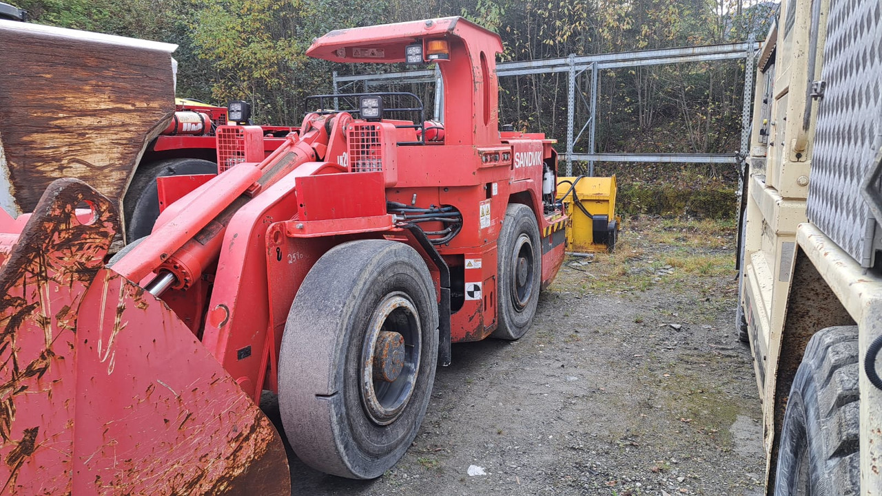 Sandvik LH202 - Kasybos mašina: foto 3 Sandvik LH202 - Kasybos mašina: foto 3