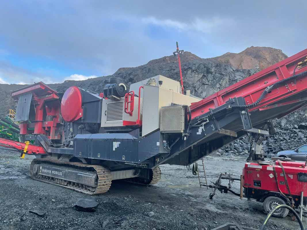 Sandvik UJ440i - Žandikaulio trupintuvas: foto 3 Sandvik UJ440i - Žandikaulio trupintuvas: foto 3