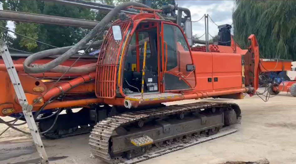 Soilmec SR-30 - Polių kalimo mašina: foto 2 Soilmec SR-30 - Polių kalimo mašina: foto 2
