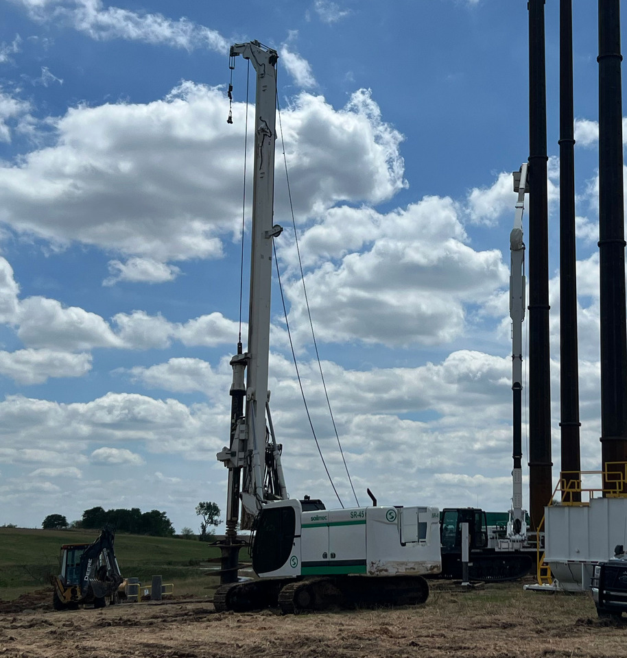 Soilmec SR-45 - Polių kalimo mašina: foto 4 Soilmec SR-45 - Polių kalimo mašina: foto 4