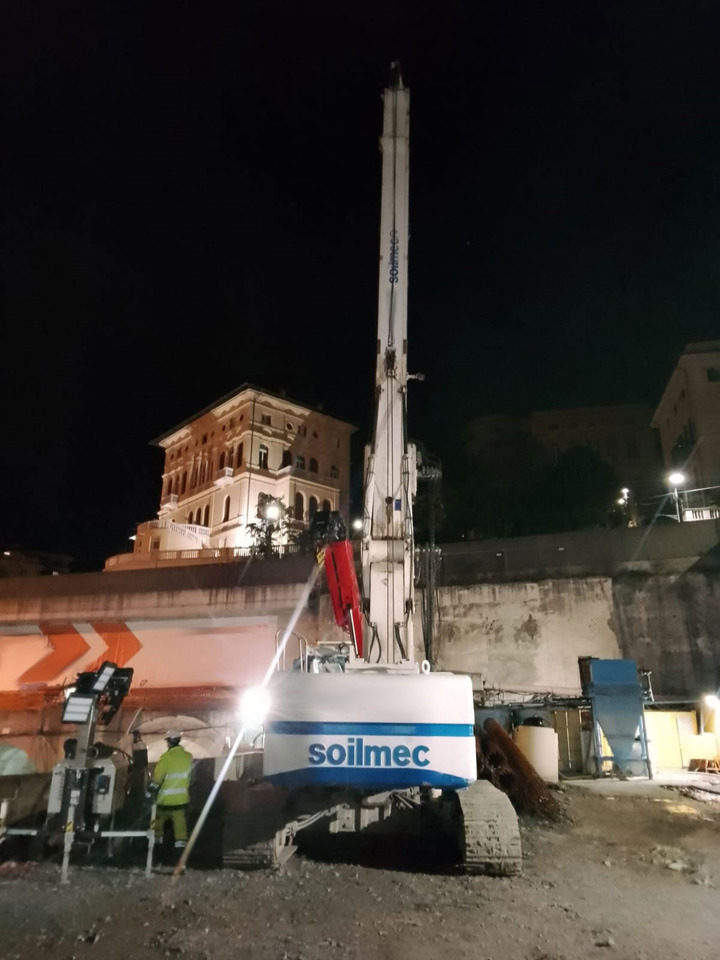 Soilmec SR-50 - Polių kalimo mašina: foto 5 Soilmec SR-50 - Polių kalimo mašina: foto 5