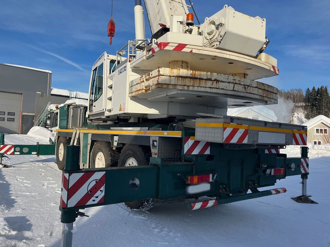 Tadano Faun ATF 100G-4 - Autokranas: foto 4 Tadano Faun ATF 100G-4 - Autokranas: foto 4