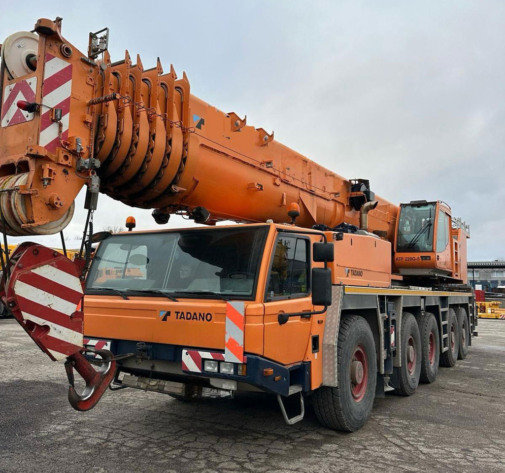 Tadano Faun ATF 220G-5 - Autokranas: foto 2 Tadano Faun ATF 220G-5 - Autokranas: foto 2