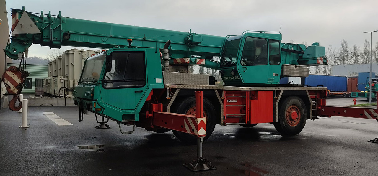 Tadano Faun ATF 30-2L - Autokranas: foto 2 Tadano Faun ATF 30-2L - Autokranas: foto 2