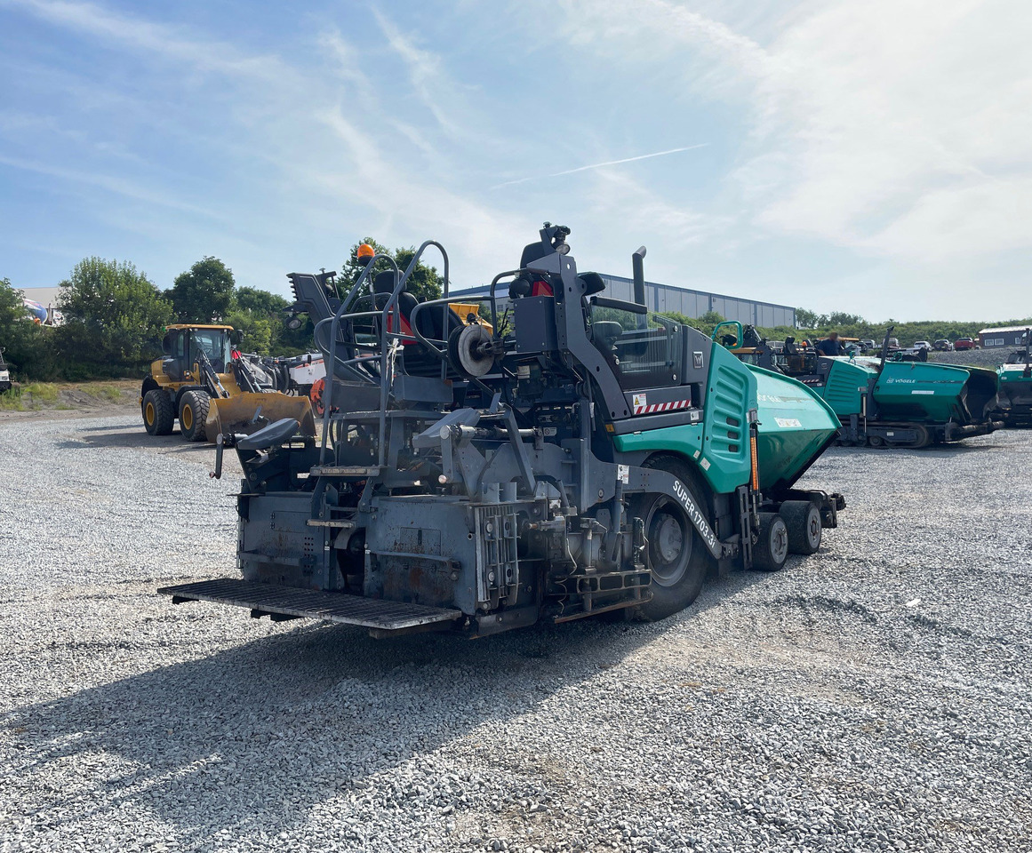 Vogele Super 1703-3i - Asfalto klotuvas: foto 4 Vogele Super 1703-3i - Asfalto klotuvas: foto 4