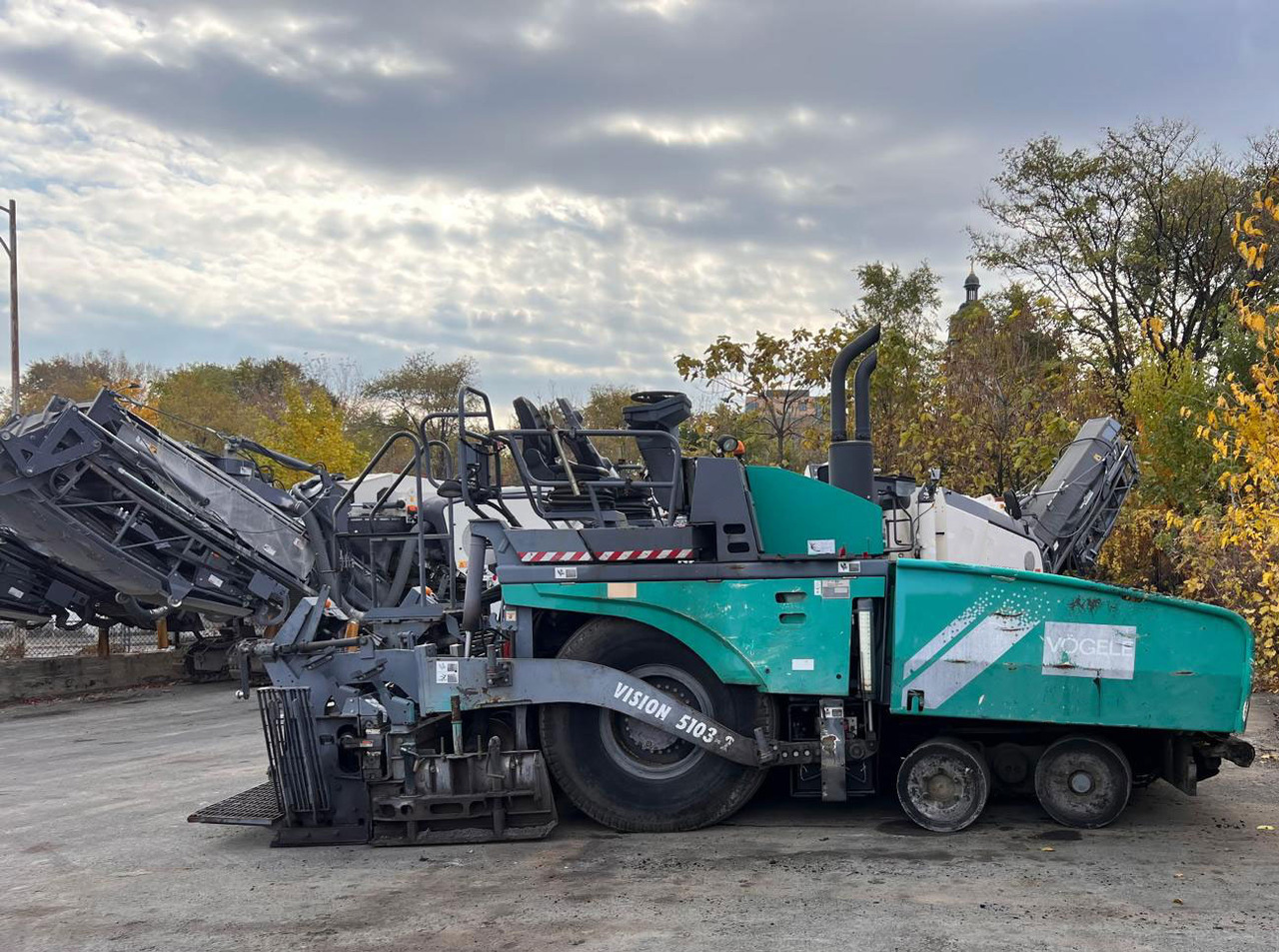 Vogele Vision 5103-3i - Asfalto klotuvas: foto 2 Vogele Vision 5103-3i - Asfalto klotuvas: foto 2