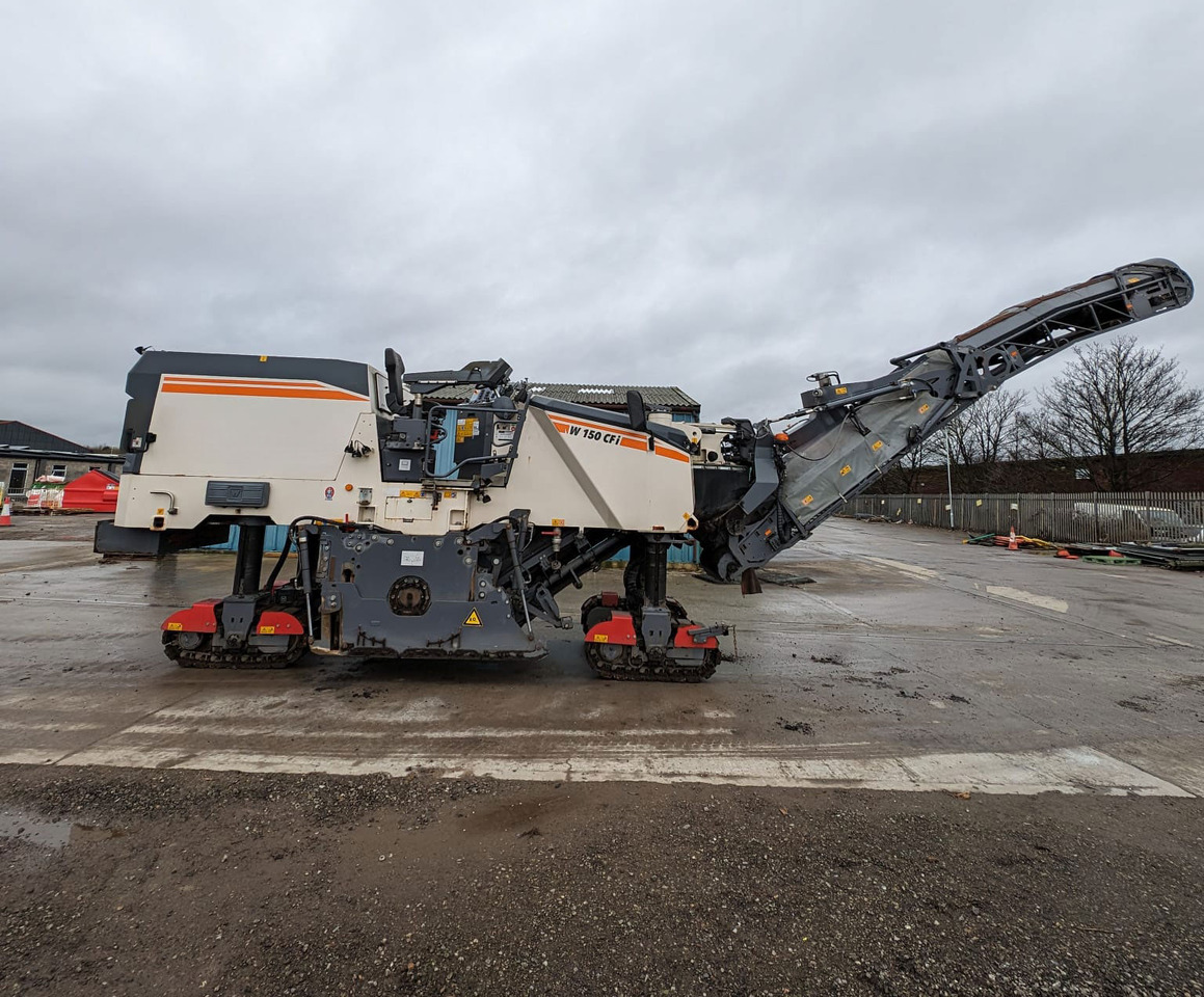 Wirtgen W 150 CFI - Asfalto freza: foto 1 Wirtgen W 150 CFI - Asfalto freza: foto 1