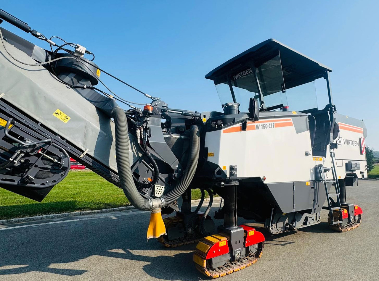Wirtgen W 150 CFI - Asfalto freza: foto 2 Wirtgen W 150 CFI - Asfalto freza: foto 2