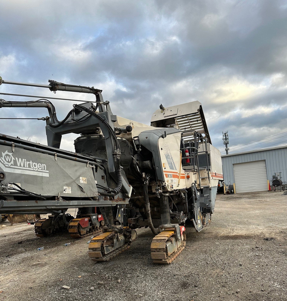 Wirtgen W 210 i - Asfalto freza: foto 3 Wirtgen W 210 i - Asfalto freza: foto 3