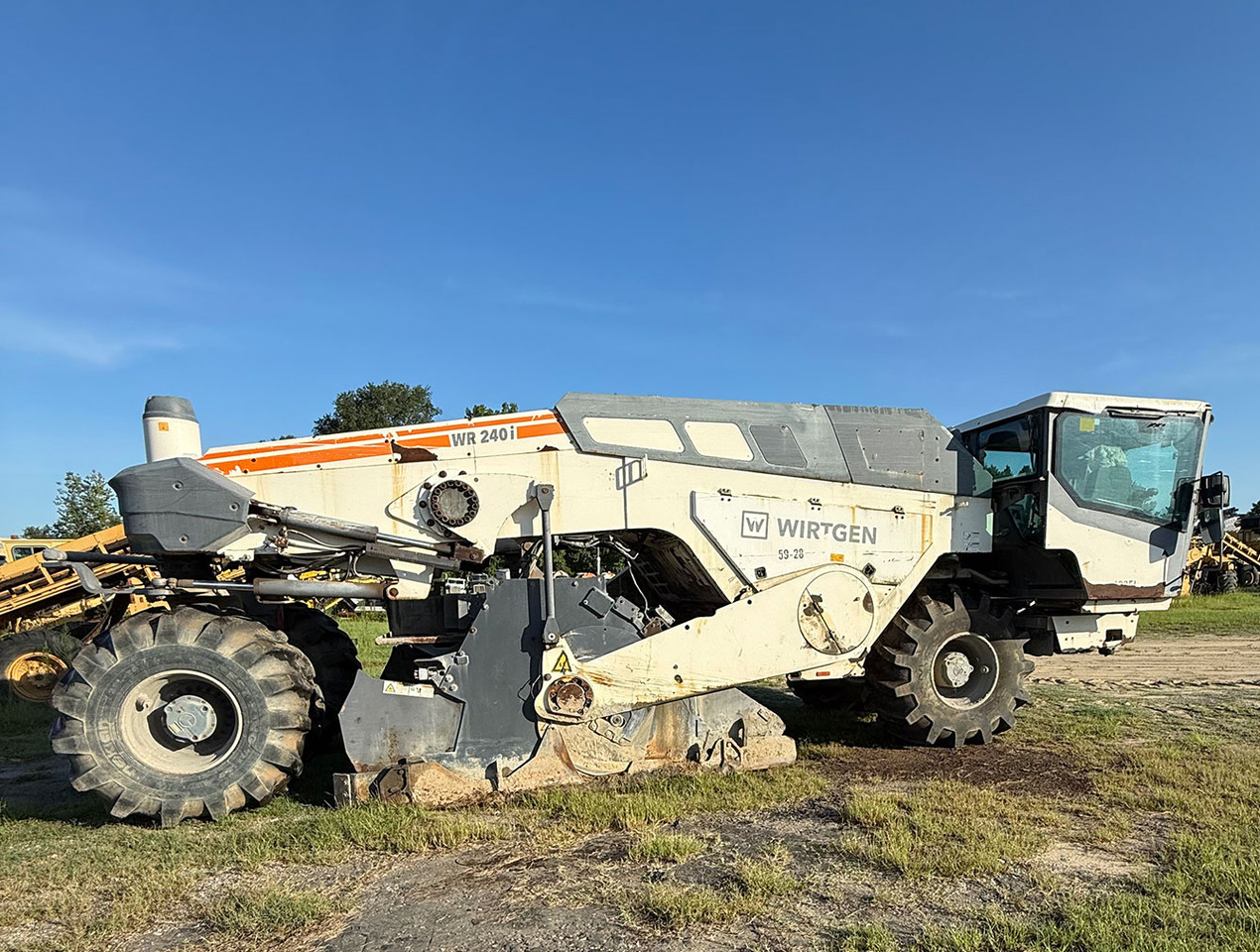 Wirtgen WR 240 I - Grunto stabilizatorius: foto 2 Wirtgen WR 240 I - Grunto stabilizatorius: foto 2
