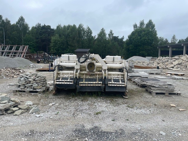 Wirtgen WS 250 - Grunto stabilizatorius: foto 4 Wirtgen WS 250 - Grunto stabilizatorius: foto 4