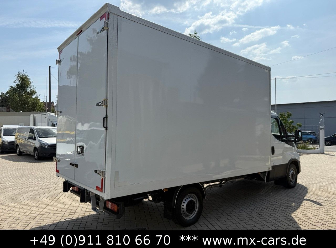 Iveco Daily 35s14 Möbel Maxi 4,33 l / 2,45 hoch 23 m³ - Furgonas su krovinių dėže: foto 5 Iveco Daily 35s14 Möbel Maxi 4,33 l / 2,45 hoch 23 m³ - Furgonas su krovinių dėže: foto 5