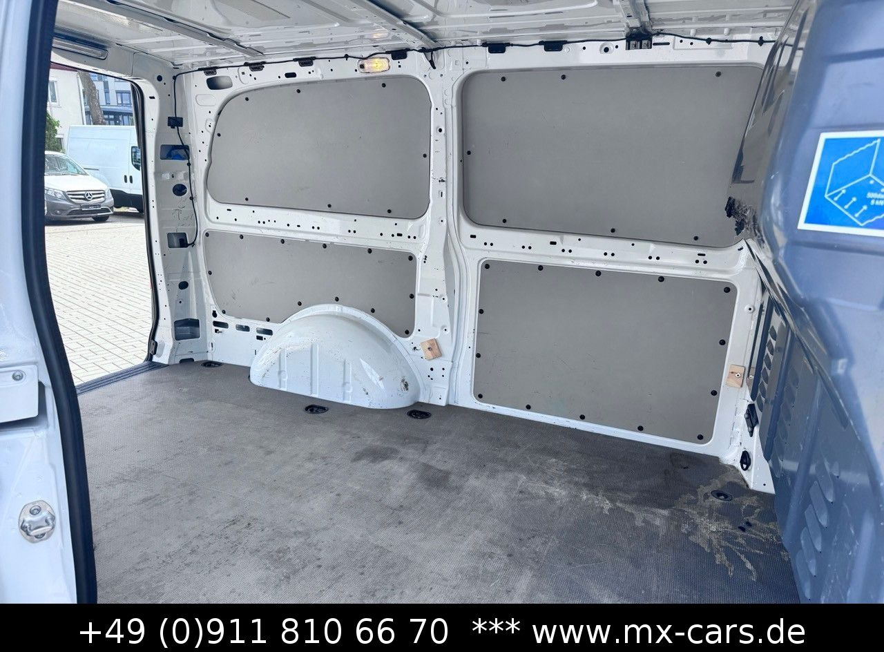 Mažas furgonas Mercedes-Benz Vito 110 CDi lang Klima: foto 11