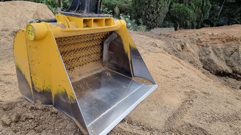 GODET CRIBLEUR A ETOILES PPIUR PELLE DE 20/25T GYRUS STAR - Rūšiavimo kaušas - Statybinė technika: foto 1 GODET CRIBLEUR A ETOILES PPIUR PELLE DE 20/25T GYRUS STAR - Rūšiavimo kaušas - Statybinė technika: foto 1