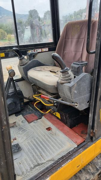 JCB 3.5T - Mini ekskavatorius: foto 5 JCB 3.5T - Mini ekskavatorius: foto 5