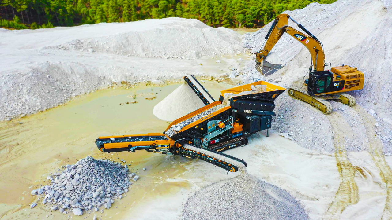 FABO Mobile crusher - Mobilus trupintuvas: foto 1 FABO Mobile crusher - Mobilus trupintuvas: foto 1