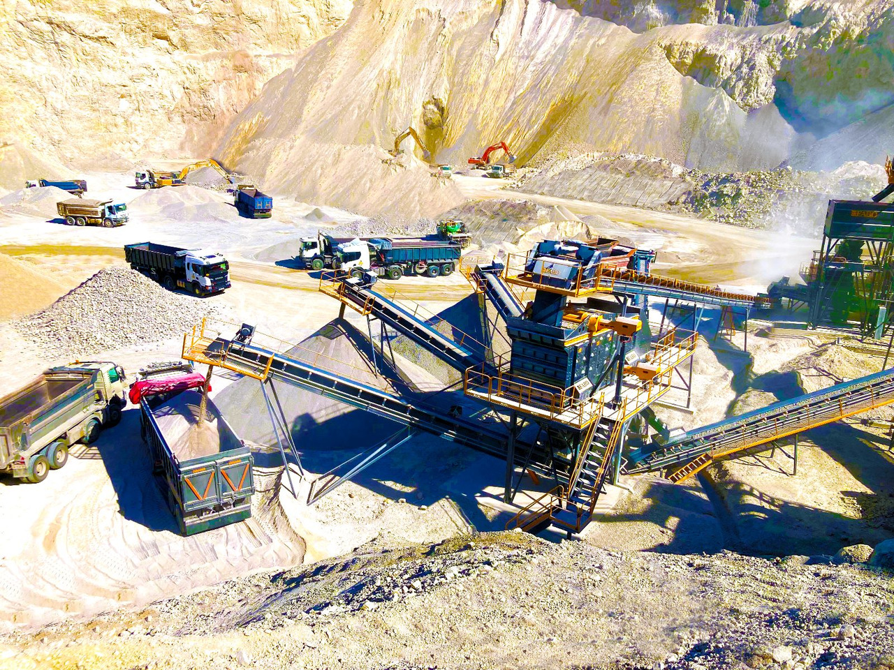 FABO crusher - stone crusher - crushers - Trupintuvas: foto 1 FABO crusher - stone crusher - crushers - Trupintuvas: foto 1