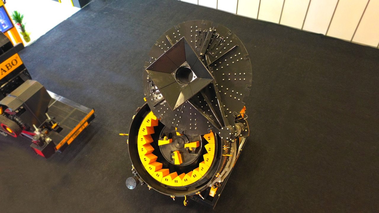 FABO impact crusher - Smūginis trupintuvas: foto 4 FABO impact crusher - Smūginis trupintuvas: foto 4