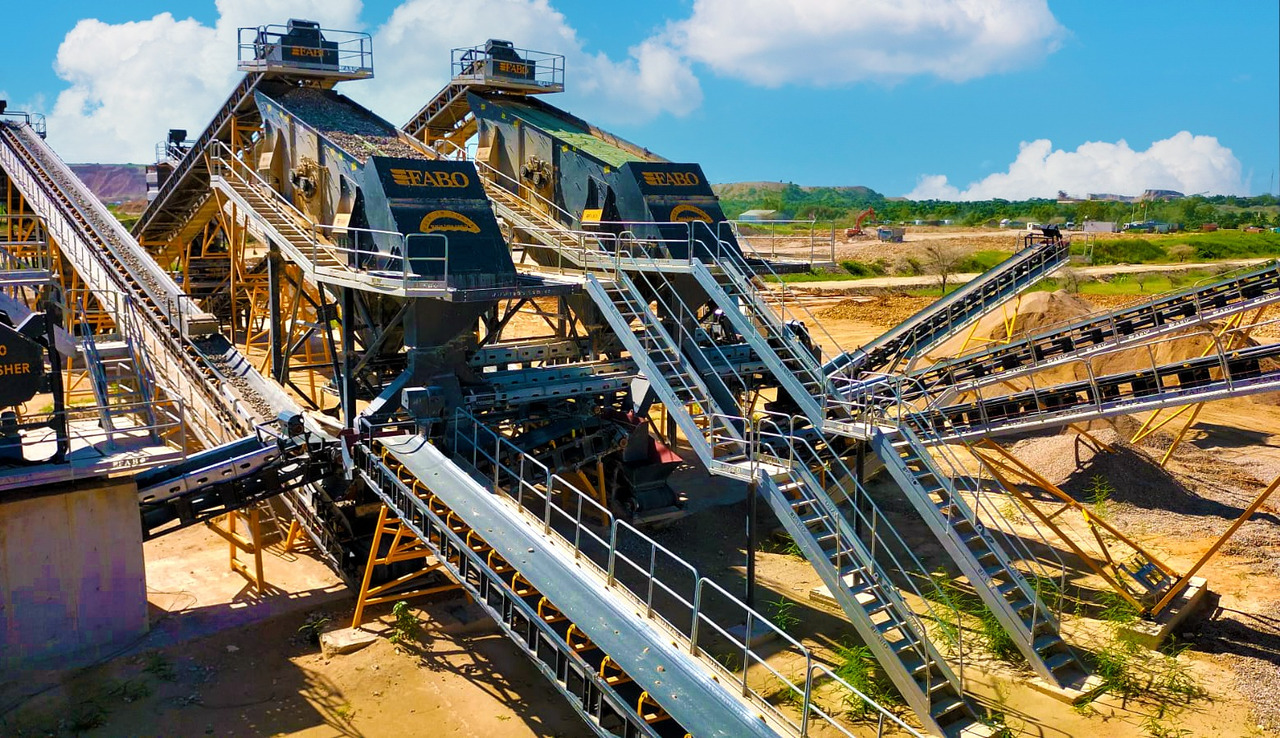 FABO vibrating screen - Sijotuvas: foto 1 FABO vibrating screen - Sijotuvas: foto 1