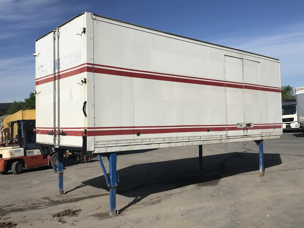 ACKERMANN-FRUEHAUF AWL - KOFFER AWL-Koffer mit Seitentür 7 m - Kėbulas - furgonas: foto 1 ACKERMANN-FRUEHAUF AWL - KOFFER AWL-Koffer mit Seitentür 7 m - Kėbulas - furgonas: foto 1