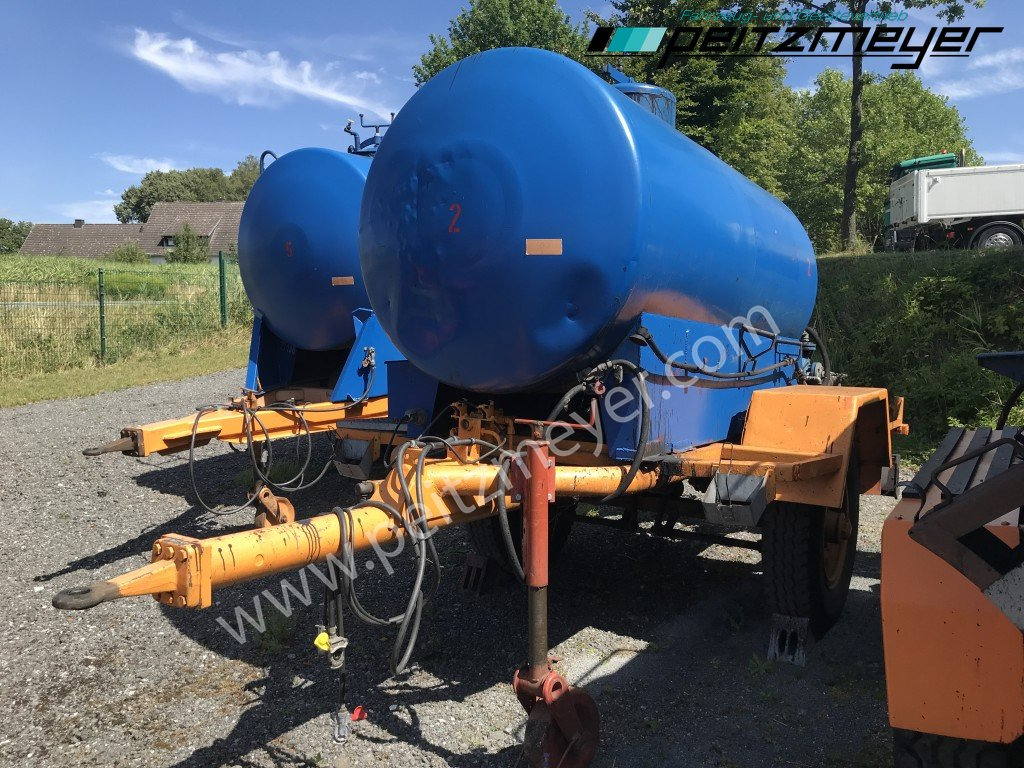 BATHE 1 Achs Anhänger Bitum / Teerkocher - 2,8 m³ Hatz Diesel-Motor 1 D 42 Z - Cisterninė priekaba: foto 3 BATHE 1 Achs Anhänger Bitum / Teerkocher - 2,8 m³ Hatz Diesel-Motor 1 D 42 Z - Cisterninė priekaba: foto 3
