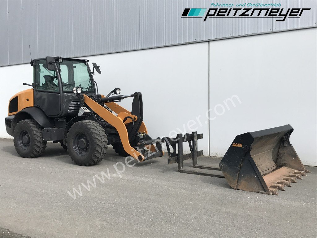 CASE Radlader 321 F 4 in 1 Schaufel + Palettengabel - Ratinis krautuvas: foto 2 CASE Radlader 321 F 4 in 1 Schaufel + Palettengabel - Ratinis krautuvas: foto 2