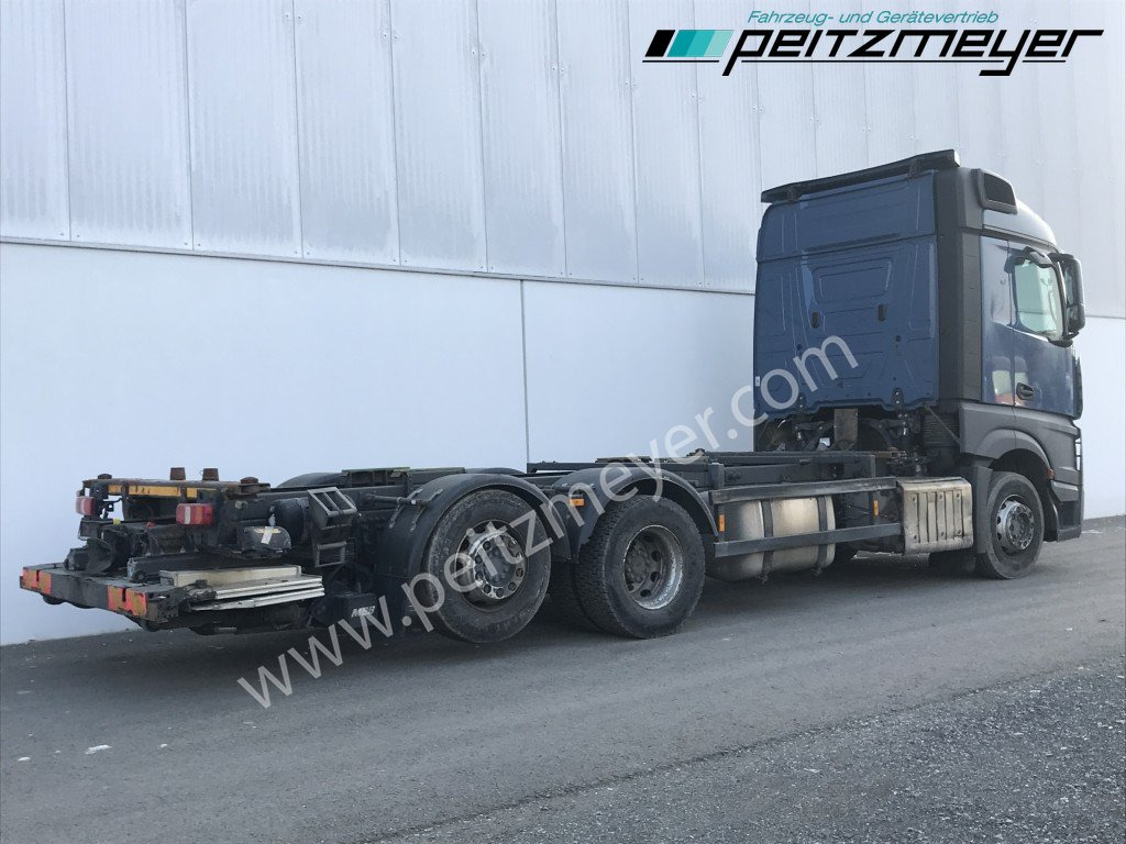 MERCEDES-BENZ Actros 2542 LL BDF Getriebe+Retarder+AGR NEU Retarder + Getriebe neu - Konteineris-vežimus/ Sukeisti kūną sunkvežimis: foto 4 MERCEDES-BENZ Actros 2542 LL BDF Getriebe+Retarder+AGR NEU Retarder + Getriebe neu - Konteineris-vežimus/ Sukeisti kūną sunkvežimis: foto 4