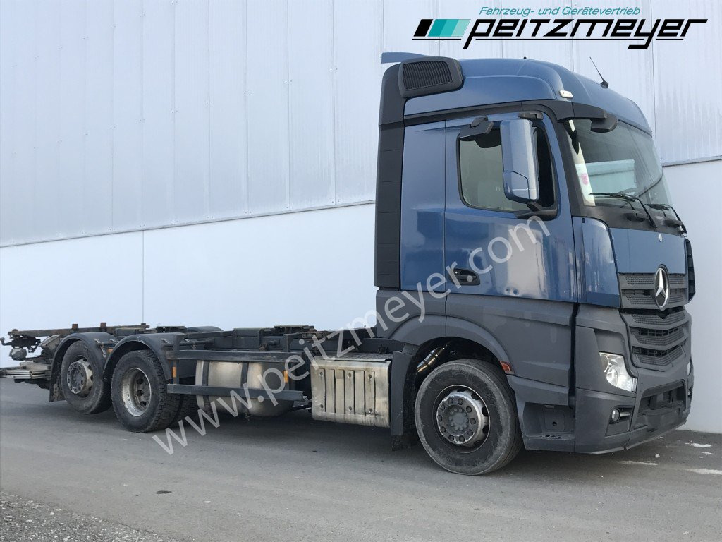 MERCEDES-BENZ Actros 2542 LL BDF Getriebe+Retarder+AGR NEU Retarder + Getriebe neu - Konteineris-vežimus/ Sukeisti kūną sunkvežimis: foto 2 MERCEDES-BENZ Actros 2542 LL BDF Getriebe+Retarder+AGR NEU Retarder + Getriebe neu - Konteineris-vežimus/ Sukeisti kūną sunkvežimis: foto 2