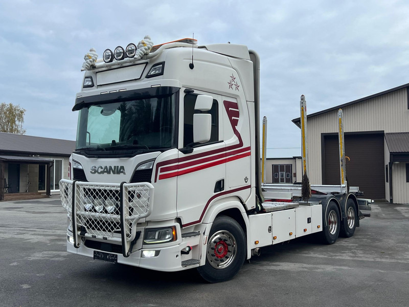 Scania R730 B6X4NB - Miškovežis, Sunkvežimis su kranu: foto 1 Scania R730 B6X4NB - Miškovežis, Sunkvežimis su kranu: foto 1