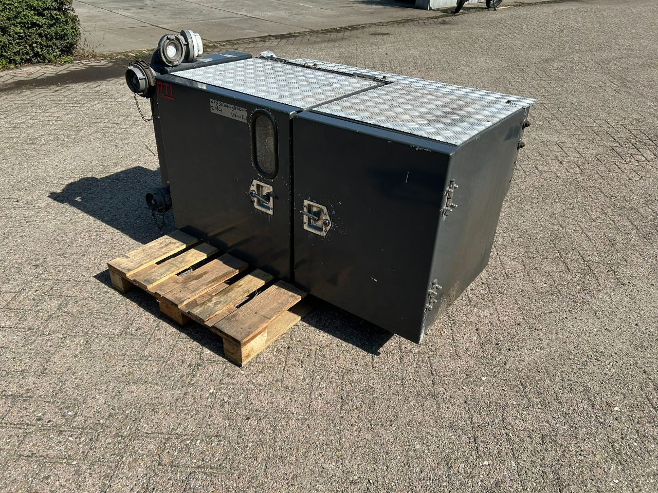 Ingersoll Rand Silo Compressor / CVS 1100 cub / 2.2 bar / Cooler / pto axle / air filter - Kondicionieriaus kompresorius - Sunkvežimis: foto 3 Ingersoll Rand Silo Compressor / CVS 1100 cub / 2.2 bar / Cooler / pto axle / air filter - Kondicionieriaus kompresorius - Sunkvežimis: foto 3