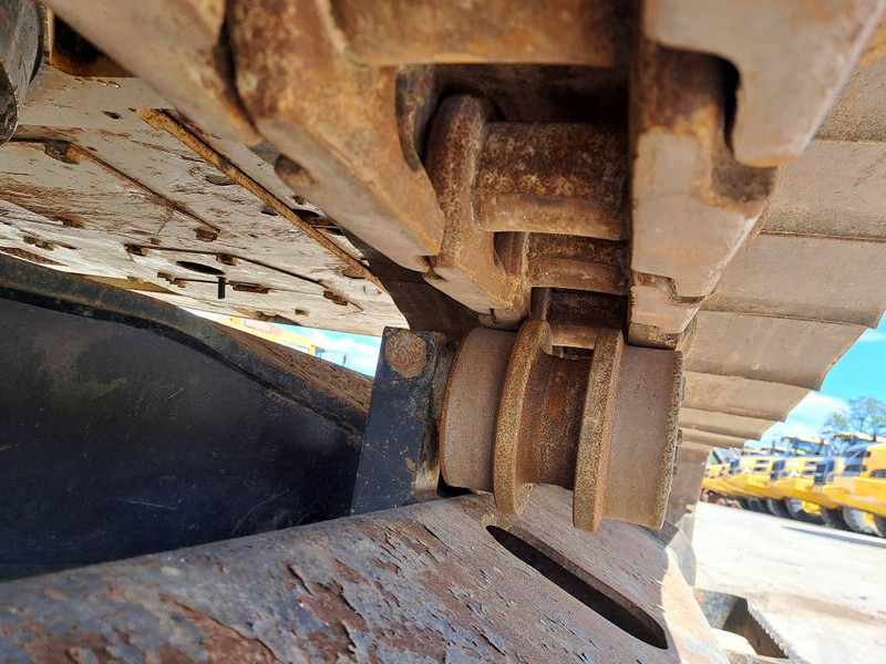 Vikšrinis ekskavatorius Cat 330FL N: foto 14