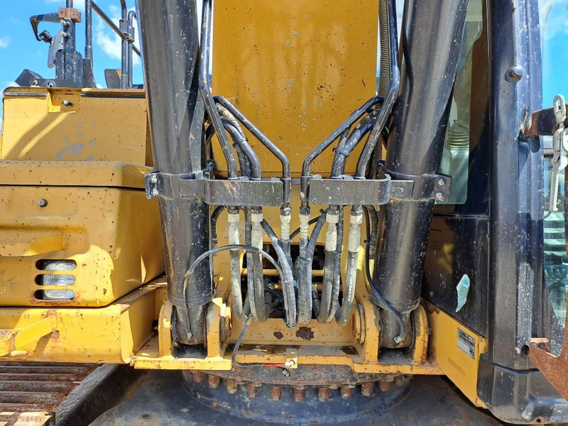 Vikšrinis ekskavatorius Cat 330FL N: foto 10