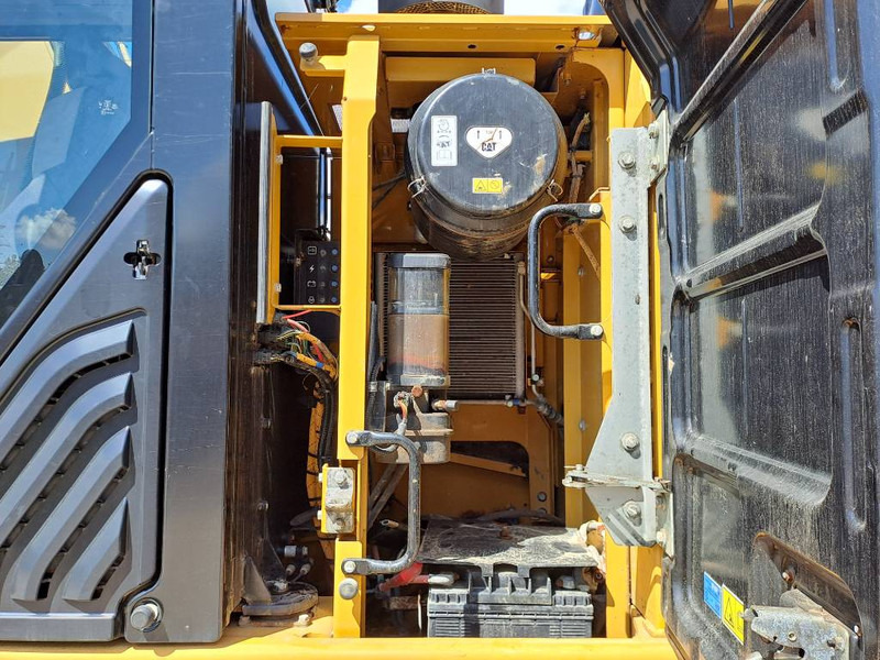 Vikšrinis ekskavatorius Cat 330FL N: foto 16