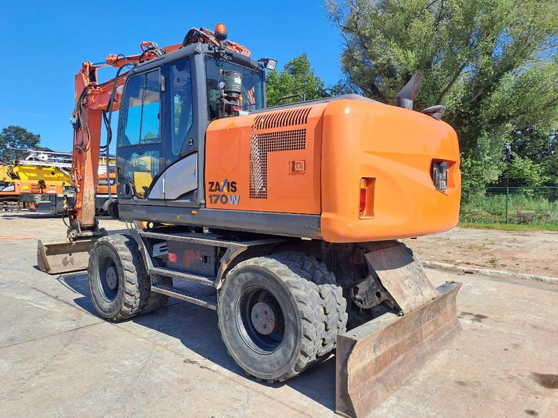 Hitachi ZX 170 W-5 B - Ratinis ekskavatorius: foto 2 Hitachi ZX 170 W-5 B - Ratinis ekskavatorius: foto 2