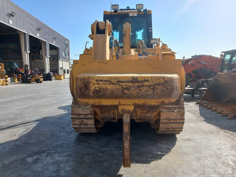 Komatsu D155A-6R (4 pcs available in Abu Dhabi) - Buldozeris: foto 5 Komatsu D155A-6R (4 pcs available in Abu Dhabi) - Buldozeris: foto 5